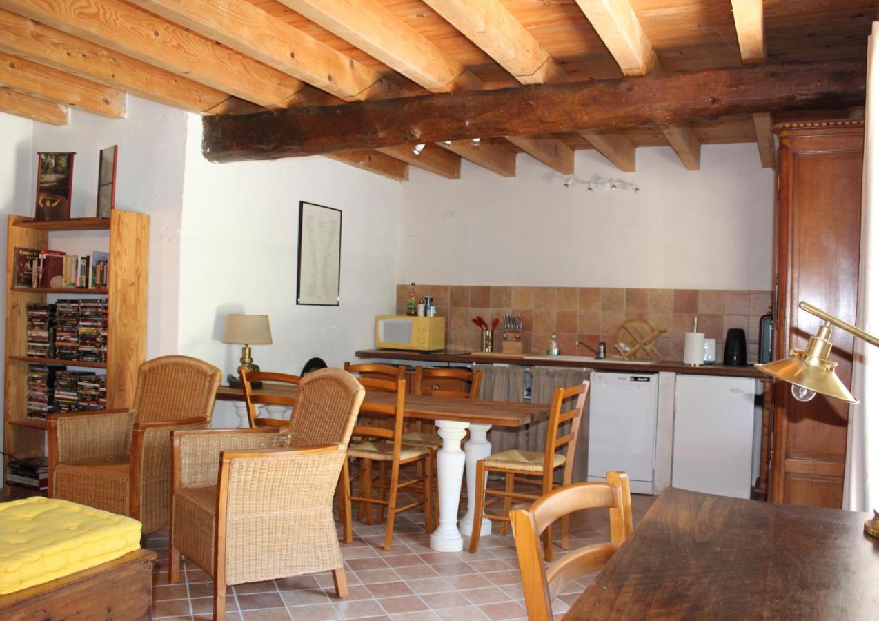 Le Petit Chai Niche Sous La Cite, Carcassone Exterior photo