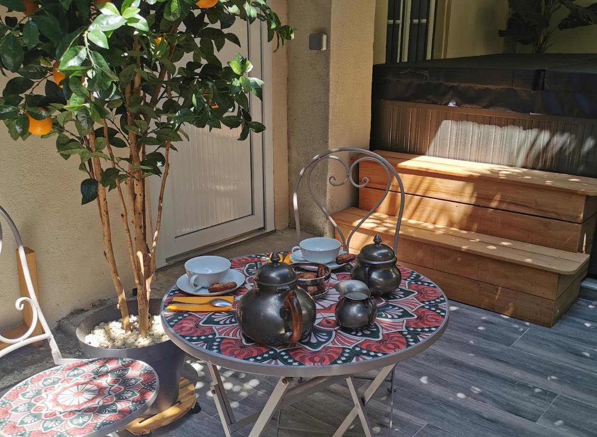 Le Petit Chai Niche Sous La Cite, Carcassone Exterior photo